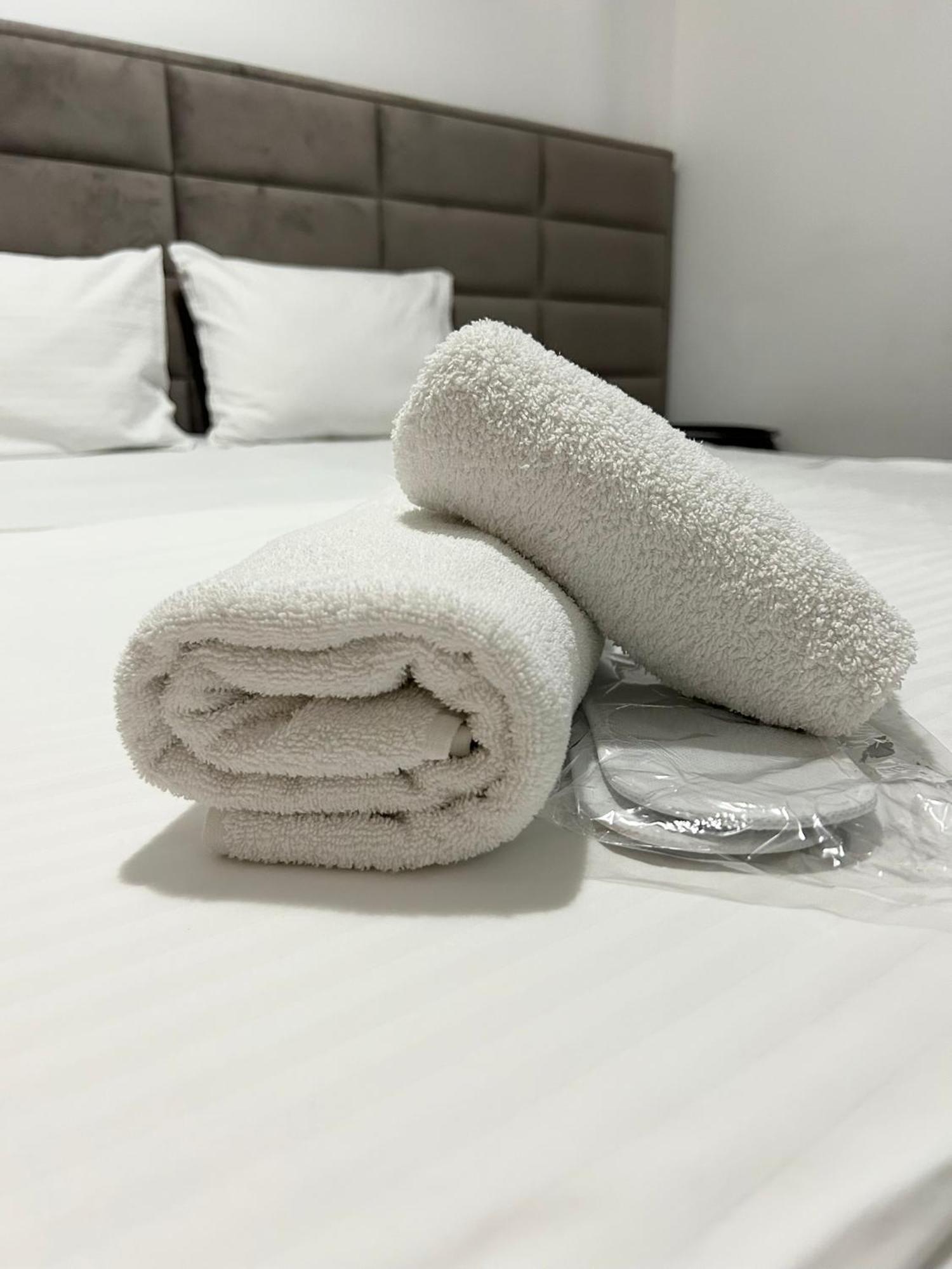 Hotel Bojatours Подгориця Екстер'єр фото