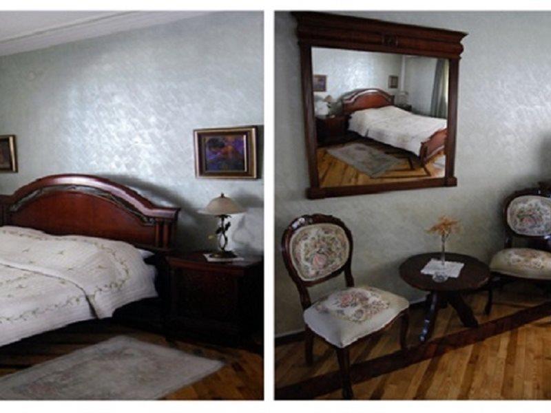 Hotel Bojatours Подгориця Екстер'єр фото