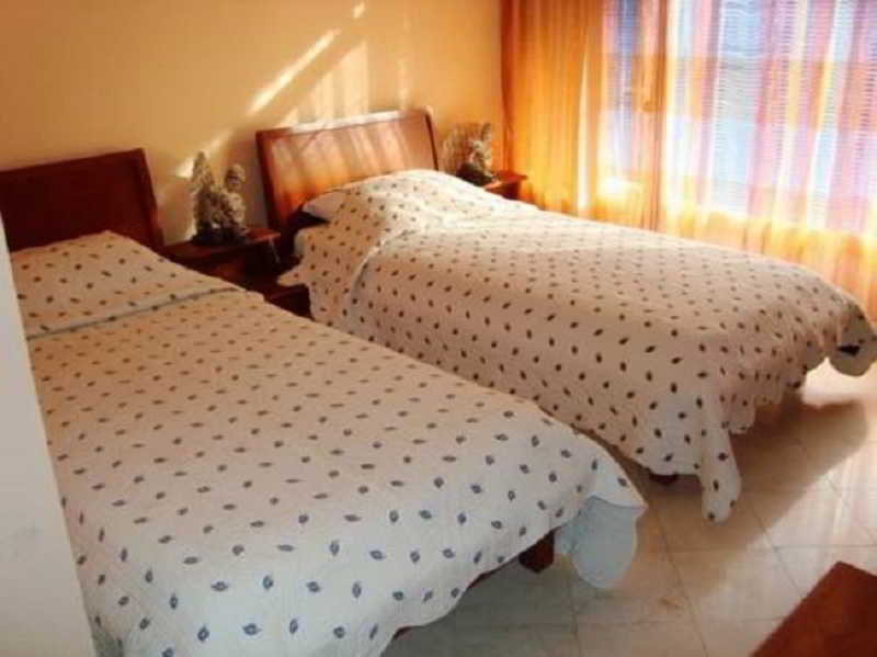 Hotel Bojatours Подгориця Екстер'єр фото