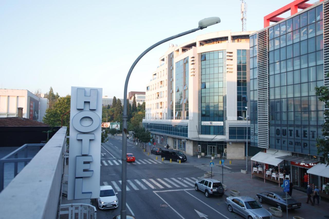 Hotel Bojatours Подгориця Екстер'єр фото